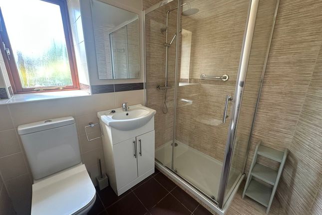 1, Weston Close, Potters Bar photo 3