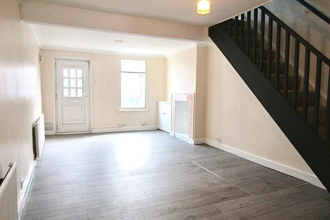 Spring Grove Road, Hounslow photo 5