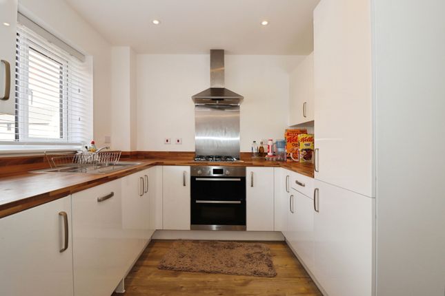 39, Baylis Gardens, Bristol photo 4