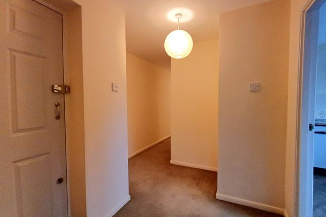 Eastern Avenue, Ilford photo 5