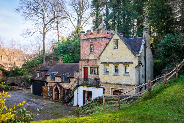 4-bed house on The Moat House,, Portsmouth Road, Surrey, £1,450,000