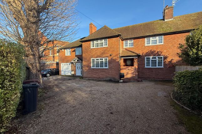 3-bed house on 1, Tofrek Terrace, Reading, £1,840/mo
