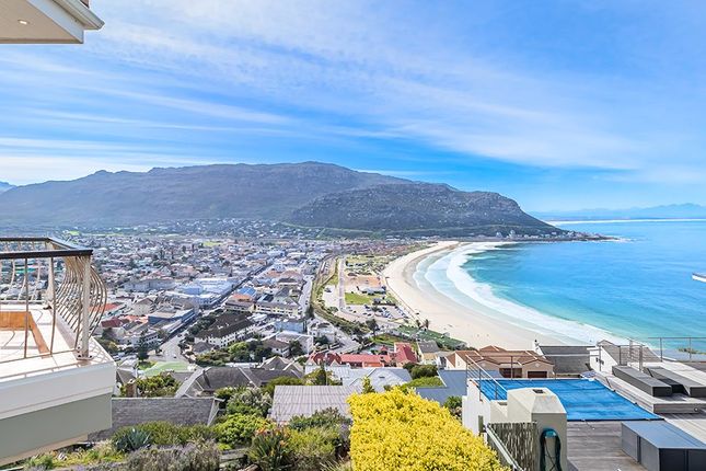 Detached house for sale in Contour Road, Fish Hoek, Cape Town, Western Cape, South Africa