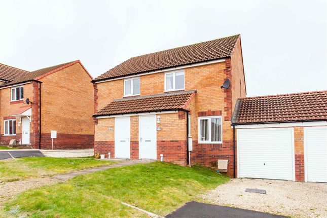Thumbnail Property to rent in Masefield Avenue, Holmewood, Chesterfield