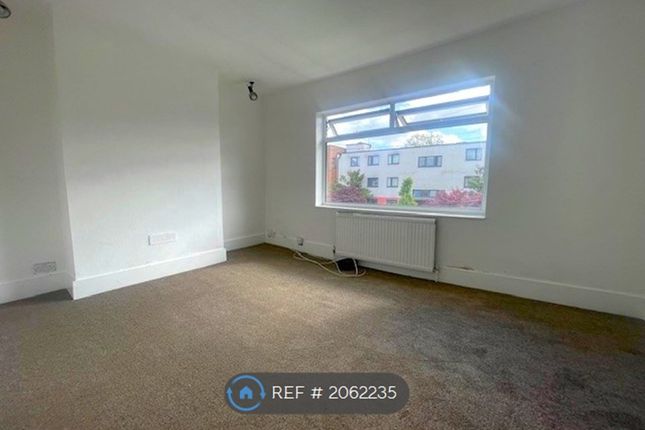 Thumbnail Flat to rent in West Road, London
