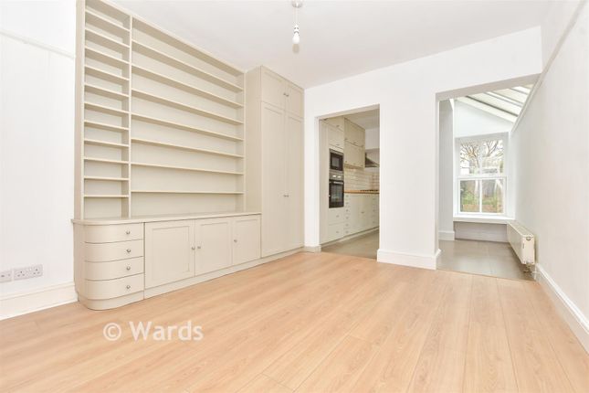 51, St. Peter's Grove, Canterbury photo 3