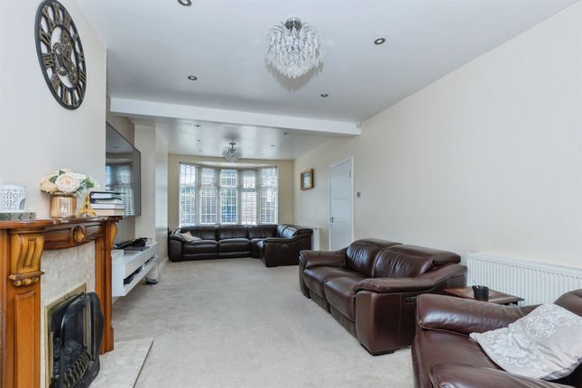 290, Scraptoft Lane, Leicester photo 2