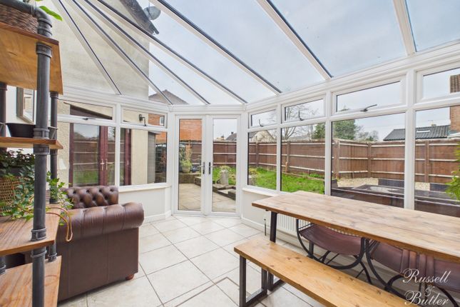 7, White Hart Field, Aylesbury photo 4