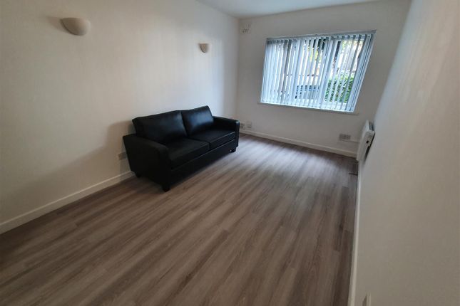 Property to rent in Richmond Court, St. Peters Street, Cardiff