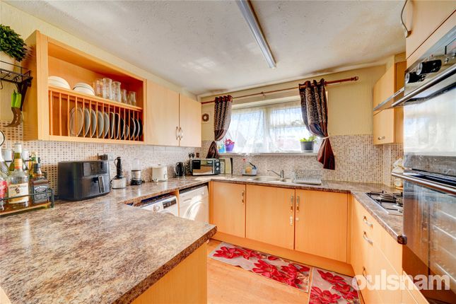 22, Valley Way, Worcestershire photo 2