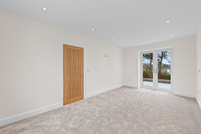 Dining Room Bed 5.Jpg