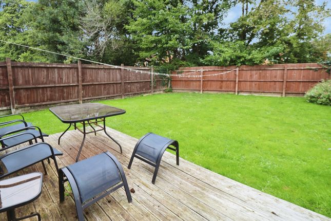 26, Jasmine Drive, Cardiff photo 2