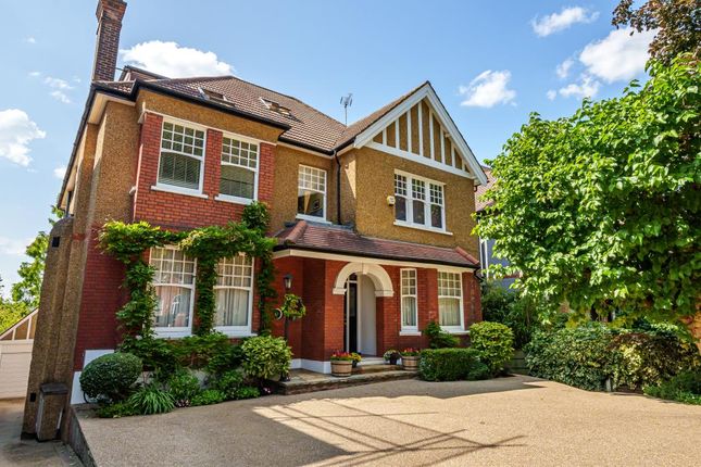 Detached house for sale in Dollis Avenue, Finchley