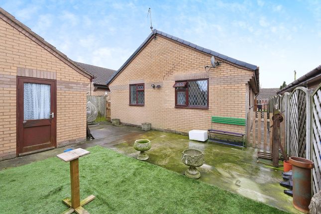 Bungalow for sale in The Green, Sproatley, Hull