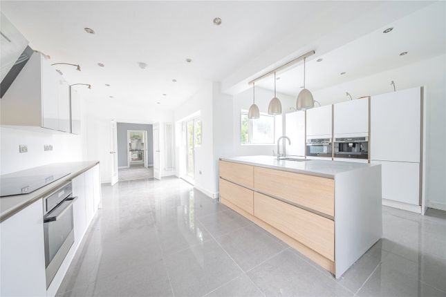 946, Scott Hall Road, West Yorkshire photo 3