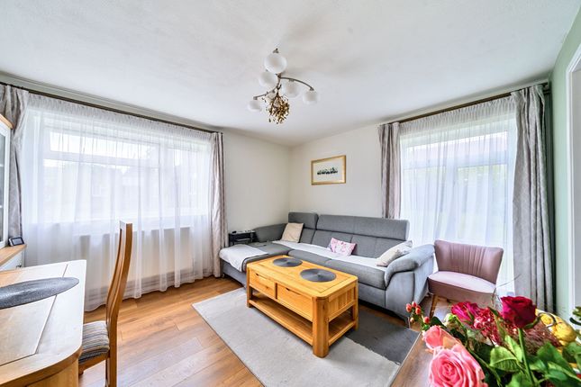 Flat 28, Penton Place Milland Road, Winchester photo 4