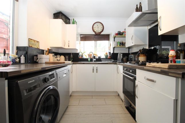Terraced house for sale in Fitzroy Avenue, Margate