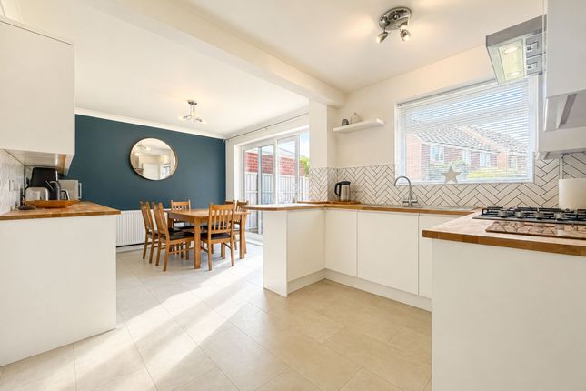 158 Holmlands Drive, Prenton photo 3