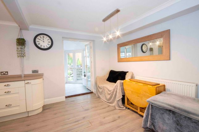 3, Lawrance Orchard, Chorleywood photo 3