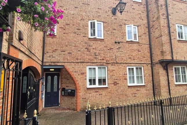 1-bed flat on 4 Howard House, Clarks Yard, DARLINGTON, £35,000
