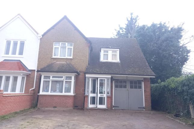 Thumbnail Semi-detached house to rent in Langley, Berkshire