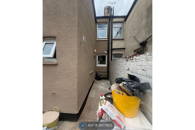Colmore Road, Enfield photo 4