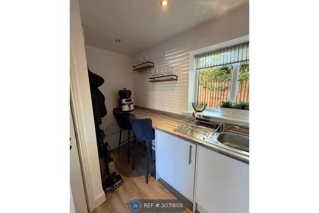 Prestfield Court, Kensington St Whitefield, Manchester photo 4