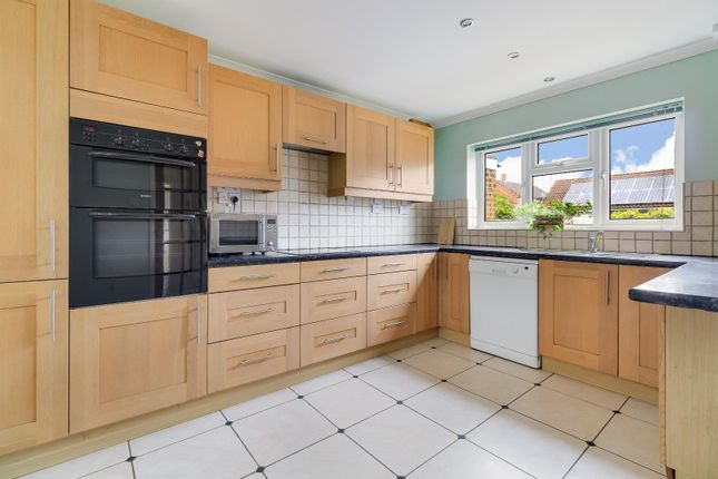 27, Orchard Road, Great Shelford, Cambridge photo 2