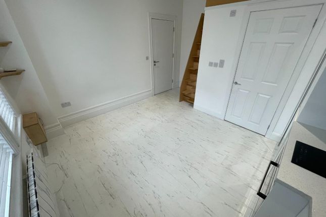 Apt 1, 45, Regent Road, Altrincham photo 4