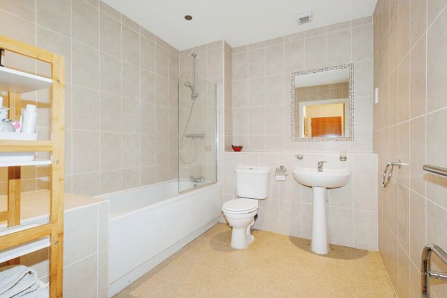 Flat for sale in Georgia Avenue, Didsbury, Manchester, Greater Manchester