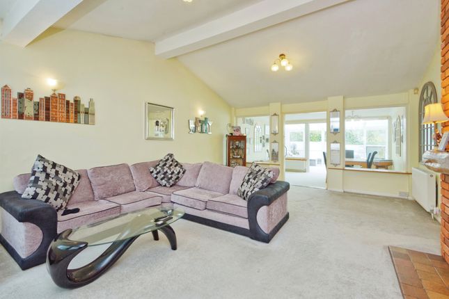 10, Old Farm Road, Minehead photo 4