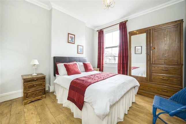 Property for sale in Foxberry Road, London