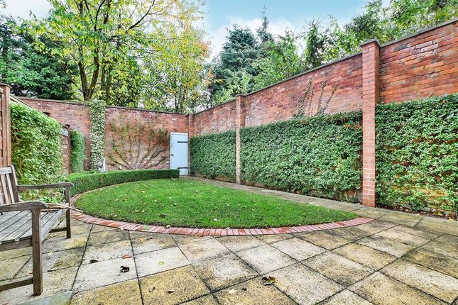 End terrace house to rent in Hawthorn Square, Hawthorn Street, Wilmslow, Cheshire