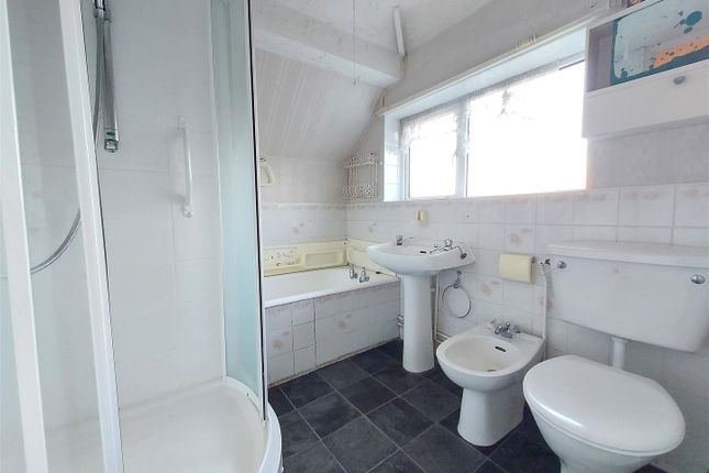 Semi-detached house for sale in Windermere Way, Stourport-On-Severn