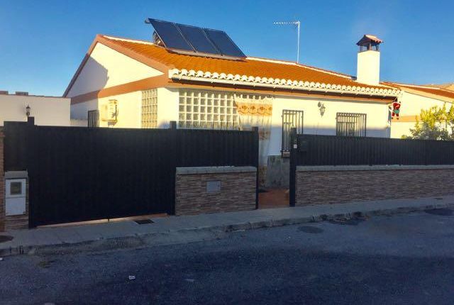 Thumbnail Bungalow for sale in Sin Calle 18327, Láchar, Granada