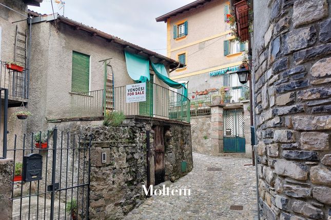 Apartment for sale in Via San Michele 17 Lierna, Lombardy, Italy