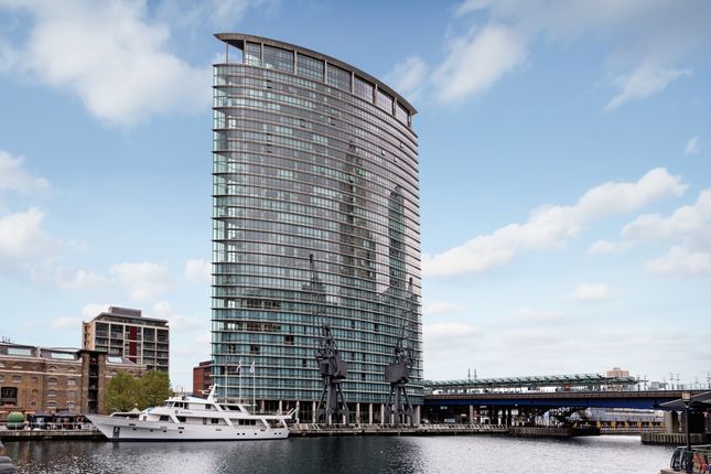 Flat to rent in No 1 West India Quay, Canary Wharf, London
