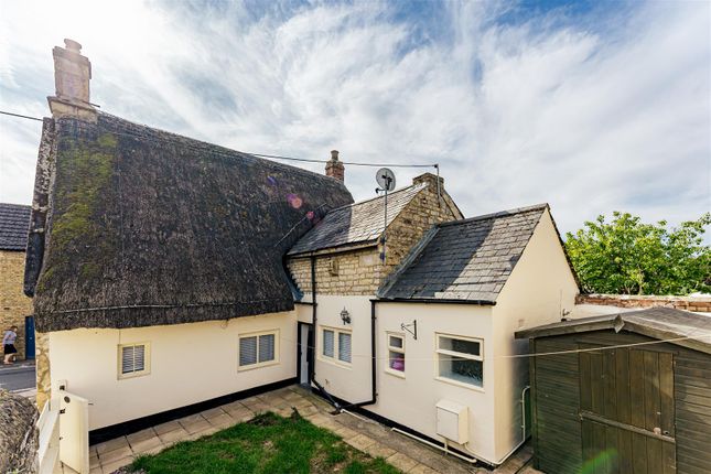 5, Oundle Road, Corby photo 3