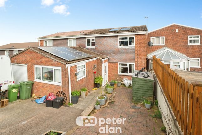 151, Brynglas, Cwmbran photo 2