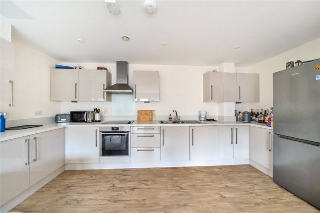 MTVH SO - 46 Copeland House,, Giles Crescent, Hertfordshire photo 2