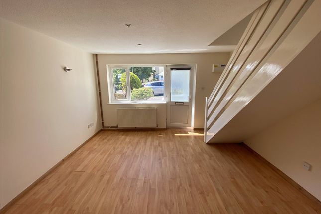 24, Walnut Way, Devon photo 3