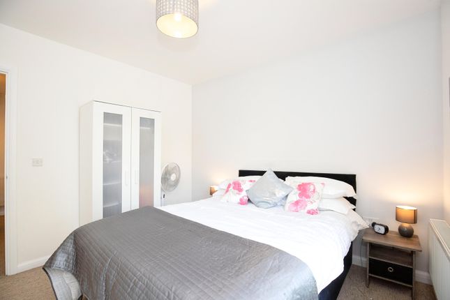 Flat for sale in Hopps Lodge Drive, Rugby