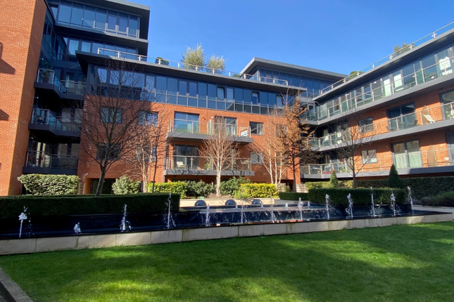 Thumbnail Flat to rent in Avershaw House, Chartfield Avenue, London