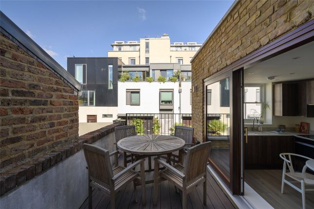 39, Munro Mews, London photo 3