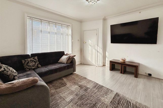 85, Ewart Street, Bradford photo 5