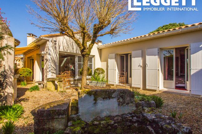 Villa for sale in Puymoyen, Charente, Nouvelle-Aquitaine