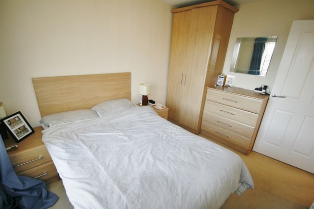 Flat to rent in Cosgrove Court, The Ministry, Benton, Newcastle Upon Tyne