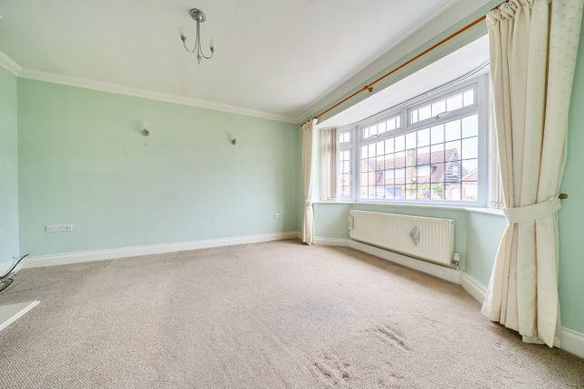 6, Pix Road, Stotfold photo 4