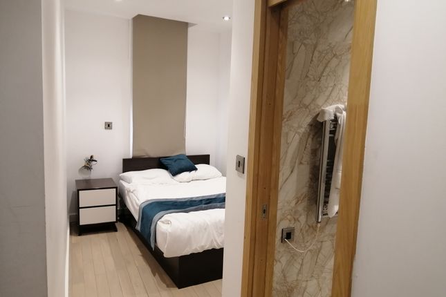 Flat to rent in Victoria Street, Liverpool