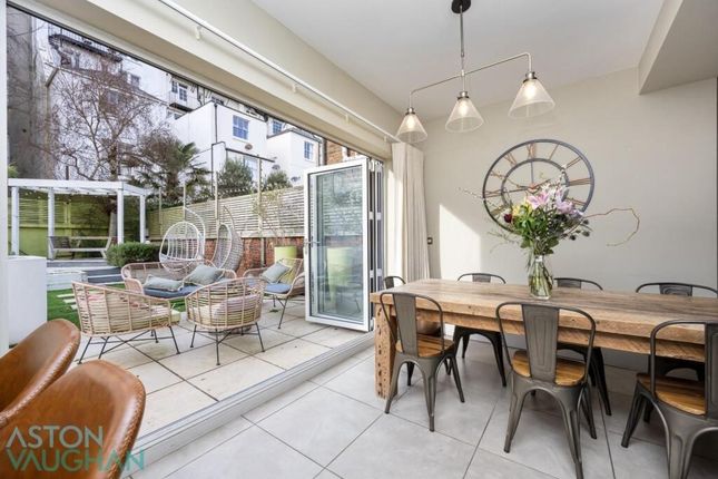 12 Holland Road, Hove, BN3 1JJ photo 2